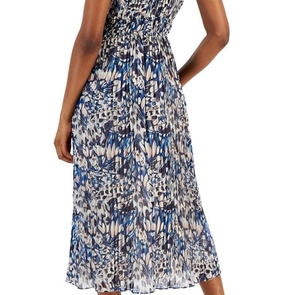 Anne Klein - Picture 2 of 5